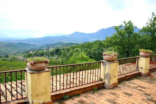 casa indipendente in vendita a Casalduni