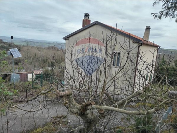 casa indipendente in vendita a Casalduni