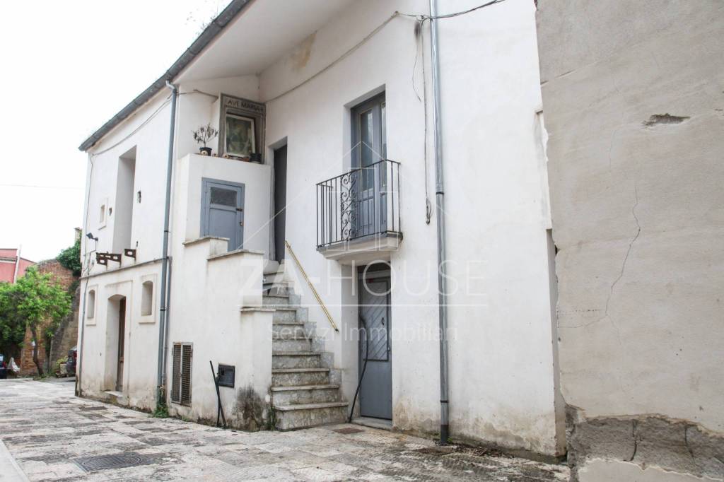 casa indipendente in vendita a Castelpoto