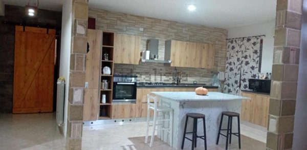 casa indipendente in vendita a Castelvenere