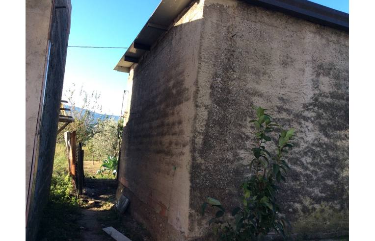 casa indipendente in vendita a Castelvenere