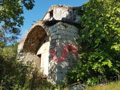 casa indipendente in vendita a Cautano in zona Cacciano
