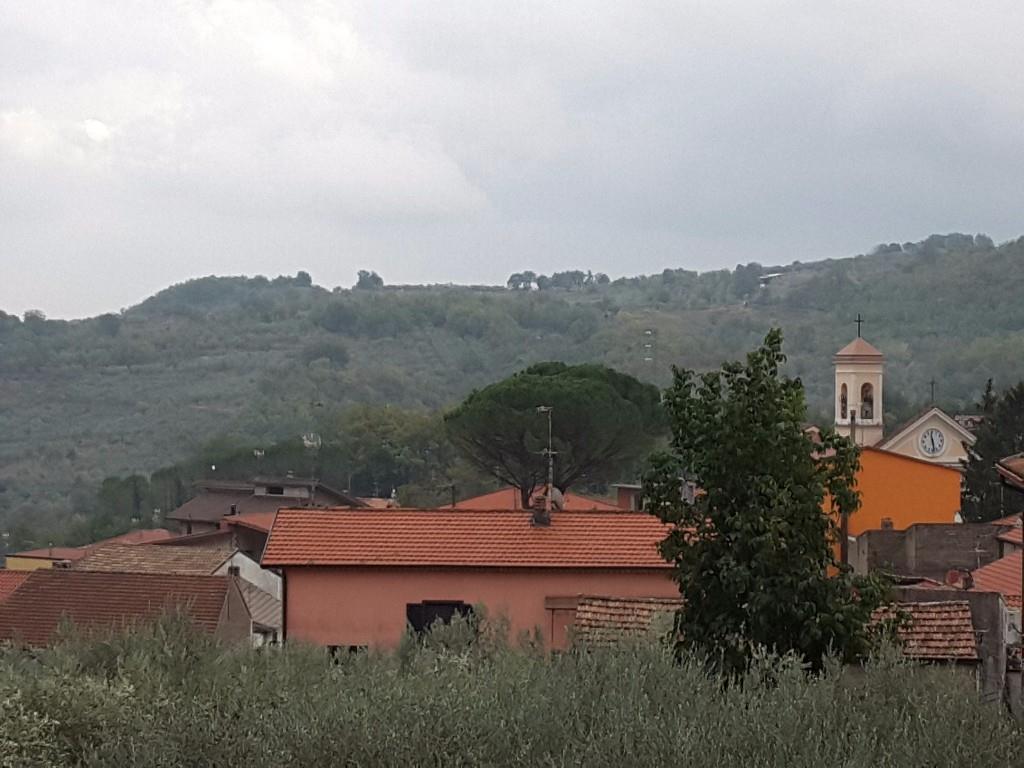 appartamento in vendita a Cautano in zona Cacciano