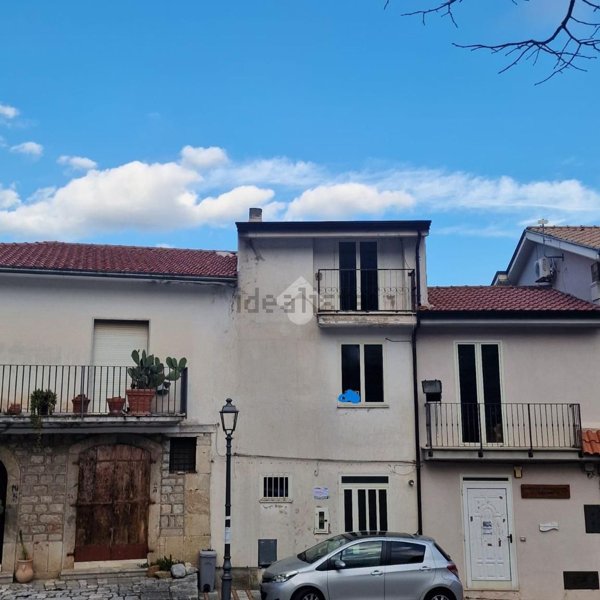 casa indipendente in vendita a Cautano