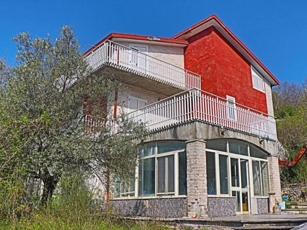 casa indipendente in vendita a Cautano