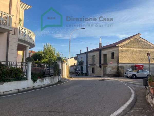 casa indipendente in vendita a Ceppaloni in zona Beltiglio