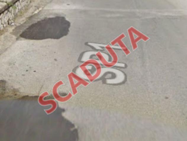 casa indipendente in vendita a Ceppaloni