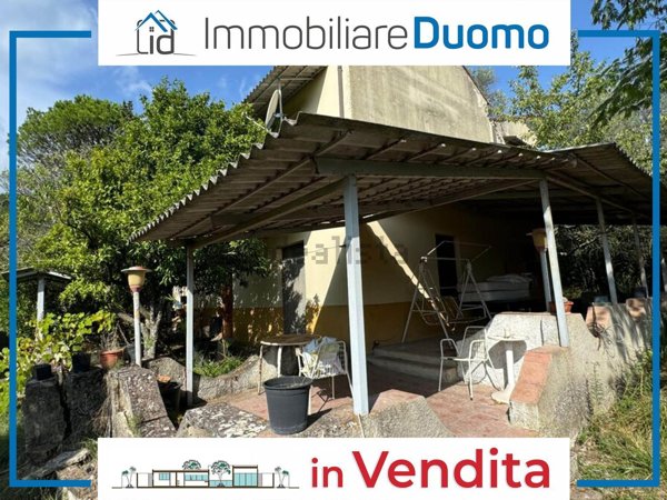 casa indipendente in vendita a Ceppaloni