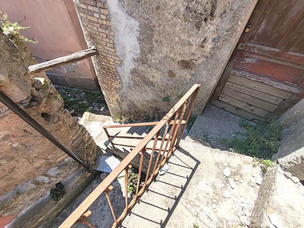 casa indipendente in vendita a Ceppaloni