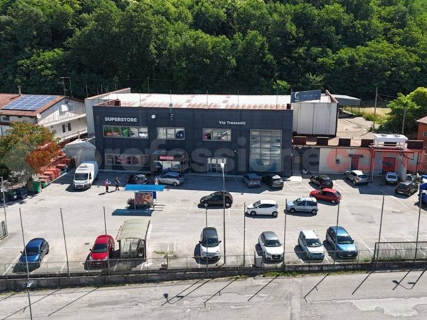 negozio in vendita a Ceppaloni