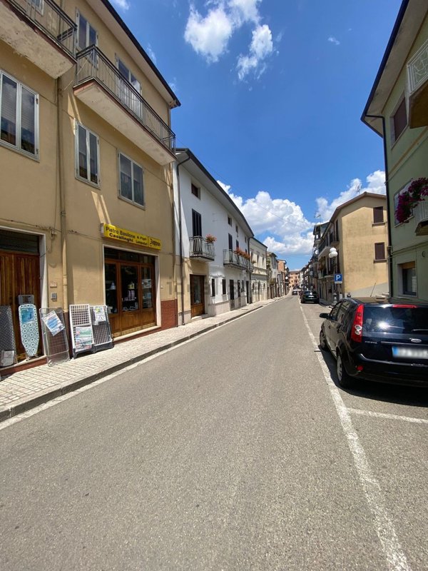 casa semindipendente in vendita a Colle Sannita