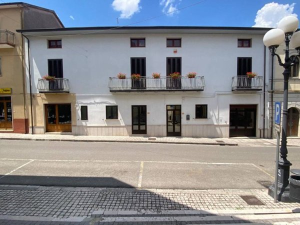 casa indipendente in vendita a Colle Sannita