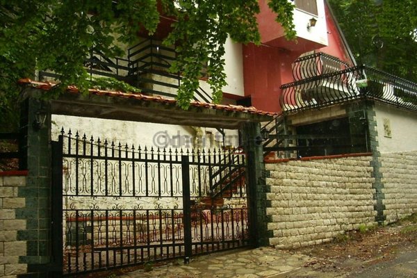 casa indipendente in vendita a Cusano Mutri in zona Bocca della Selva
