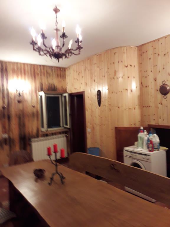 casa indipendente in vendita a Cusano Mutri