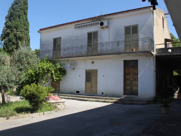 appartamento in vendita a Dugenta