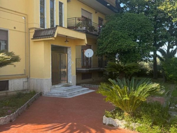 appartamento in vendita a Dugenta
