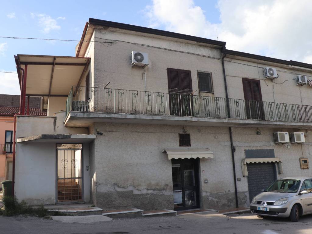 appartamento in vendita a Dugenta