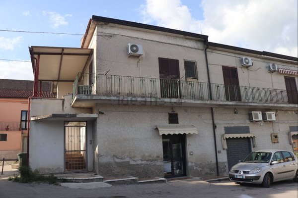 appartamento in vendita a Dugenta