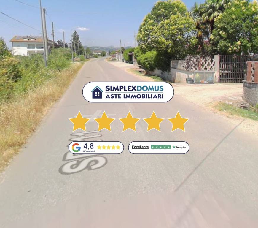 casa indipendente in vendita a Dugenta