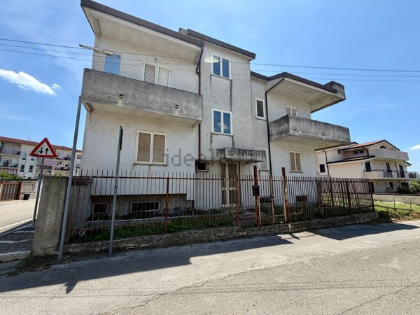 casa indipendente in vendita a Dugenta in zona Santa Maria Impesole