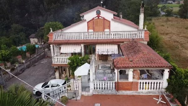 casa indipendente in vendita a Dugenta in zona Santa Maria Impesole