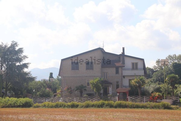appartamento in vendita a Dugenta in zona Santa Maria Impesole