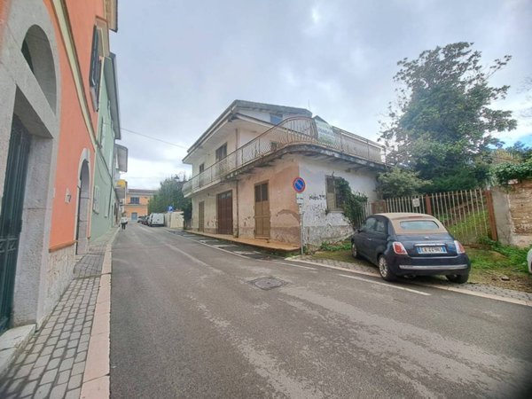 casa indipendente in vendita a Durazzano