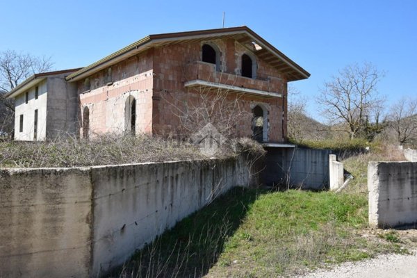 casa indipendente in vendita a Durazzano