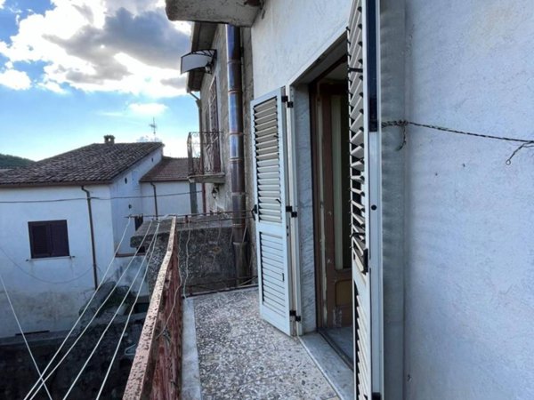casa indipendente in vendita a Durazzano
