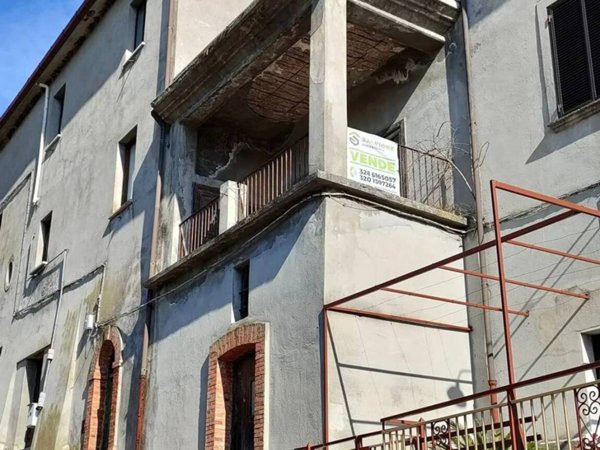 casa indipendente in vendita a Faicchio