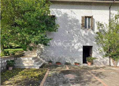 casa indipendente in vendita a Faicchio in zona Massa