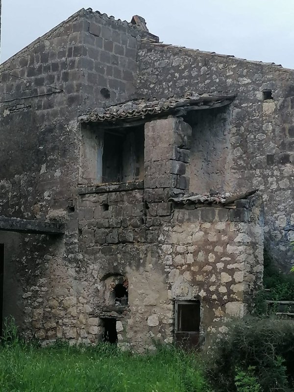 casale in vendita a Faicchio in zona Visanti