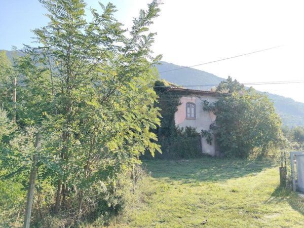 casa indipendente in vendita a Faicchio