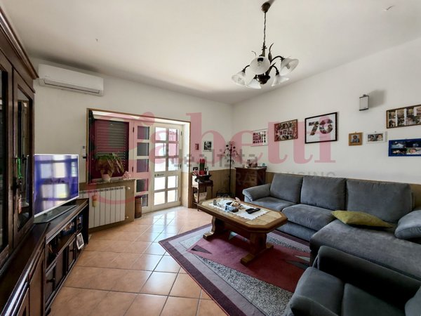 casa indipendente in vendita a Faicchio