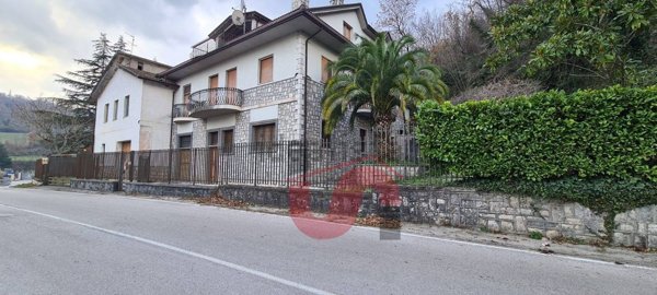 casa indipendente in vendita a Foglianise