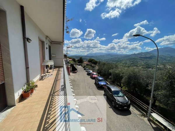 appartamento in vendita a Foglianise in zona Leschito
