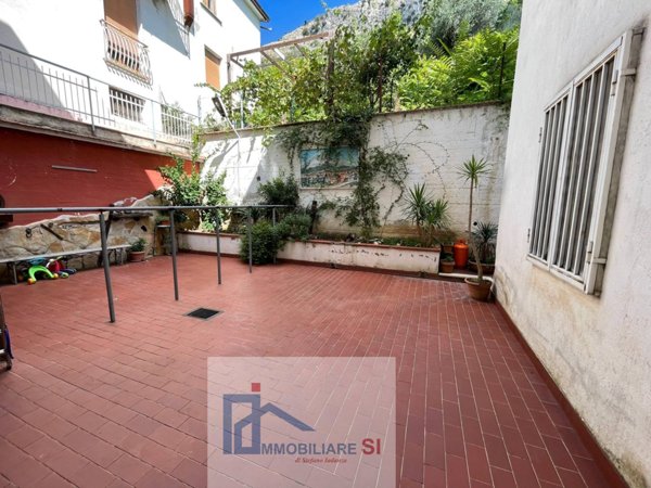 appartamento in vendita a Foglianise in zona Leschito