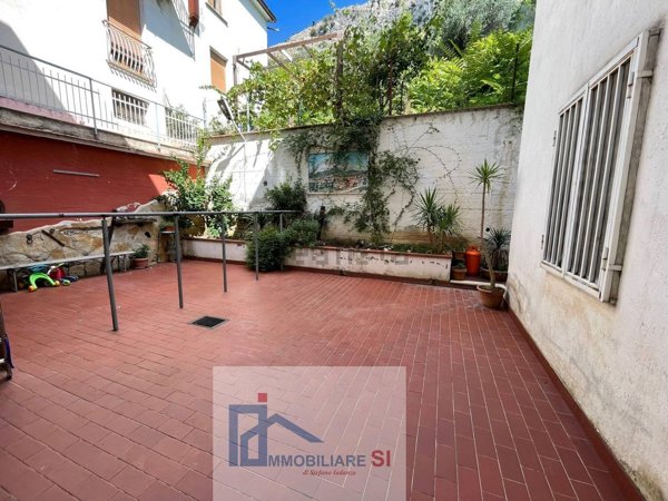 appartamento in vendita a Foglianise in zona Leschito