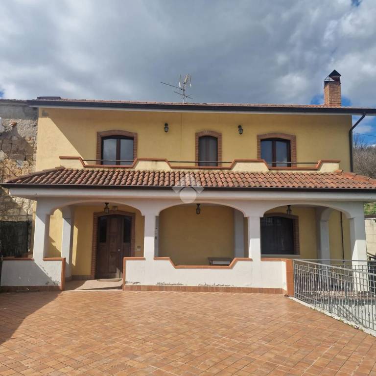 casa indipendente in vendita a Foglianise