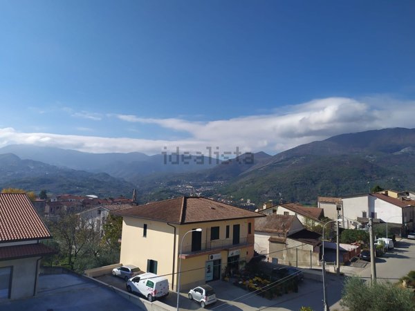 locale commerciale in vendita a Foglianise