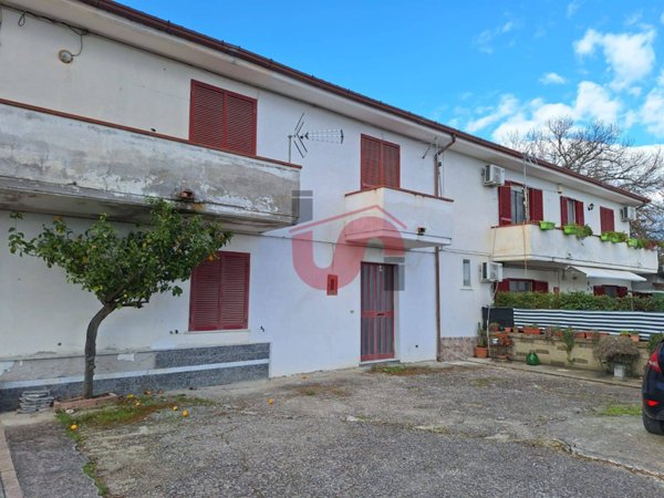 casa semindipendente in vendita a Foglianise