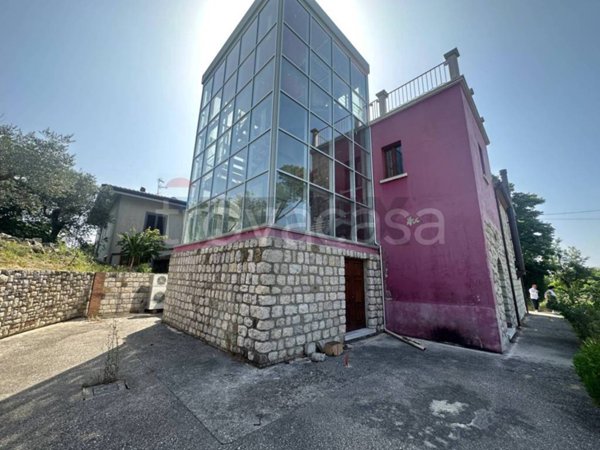 negozio in vendita a Foglianise