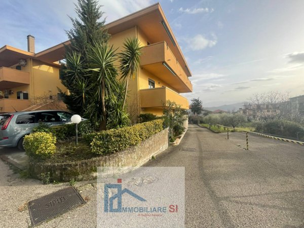 locale commerciale in vendita a Foglianise