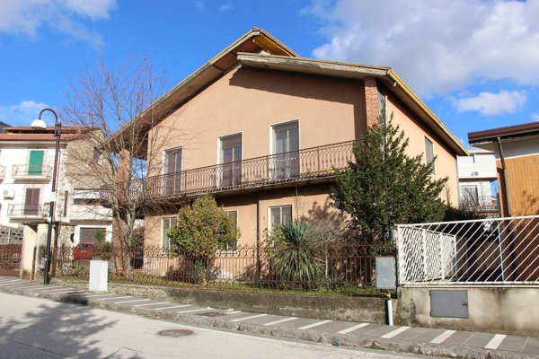 casa indipendente in vendita a Foglianise