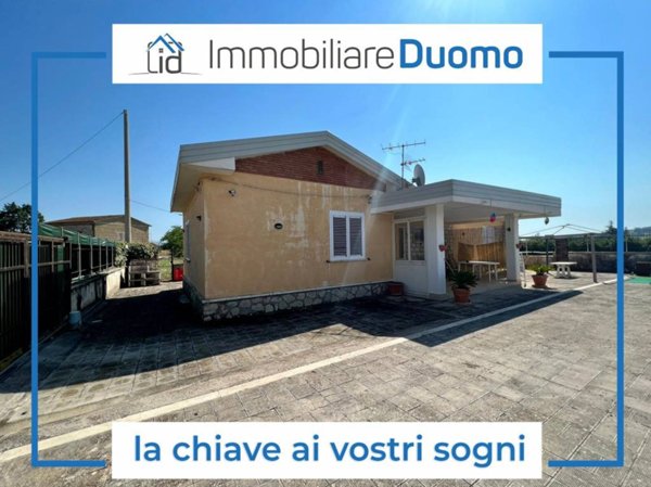 casa indipendente in vendita a Fragneto Monforte