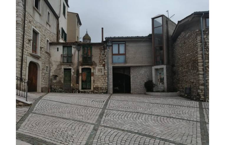 casa indipendente in vendita a Fragneto Monforte