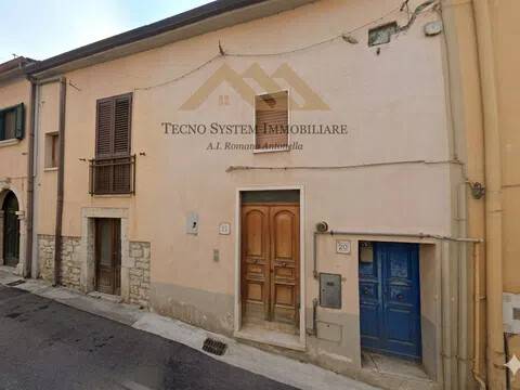 casa indipendente in vendita a Fragneto Monforte