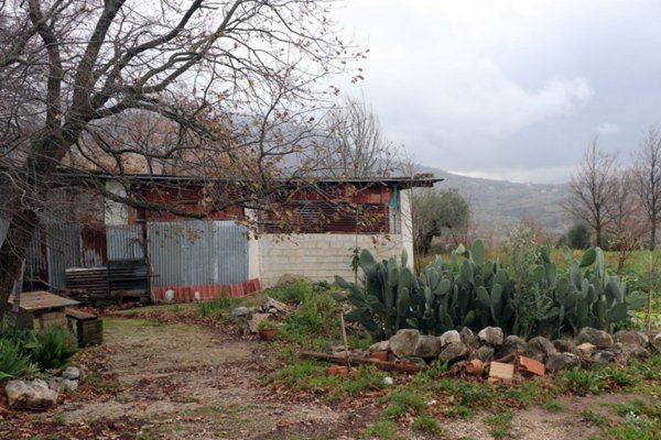 casa indipendente in vendita a Frasso Telesino