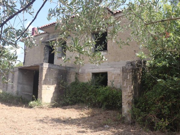 casa indipendente in vendita a Frasso Telesino