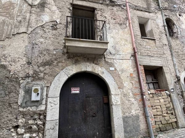 casa indipendente in vendita a Frasso Telesino